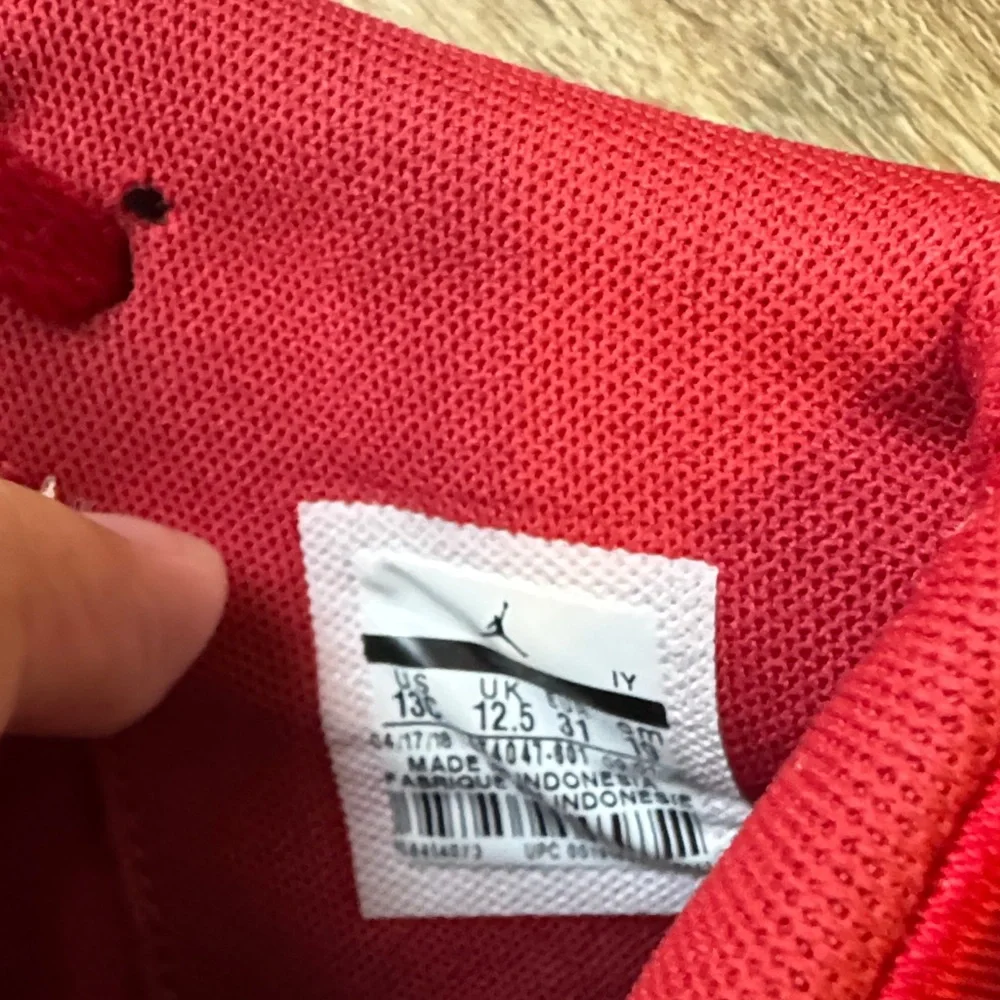 Jordan Kids Red Sneakers - Picture 2 of 7